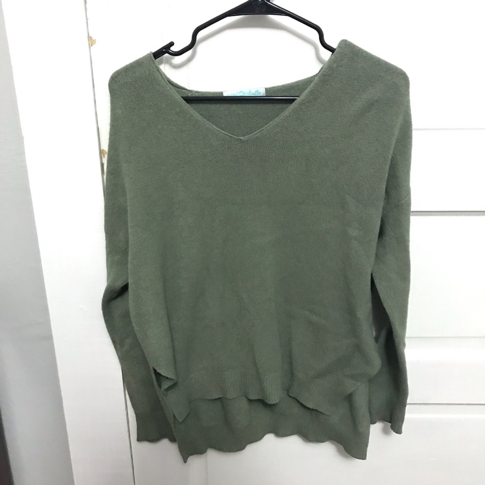 😻 Bundle 5 for $30 😻 green sweater